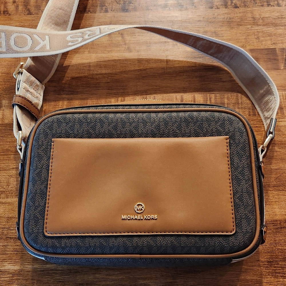 Michael Kors Maeve Large Logo Crossbody